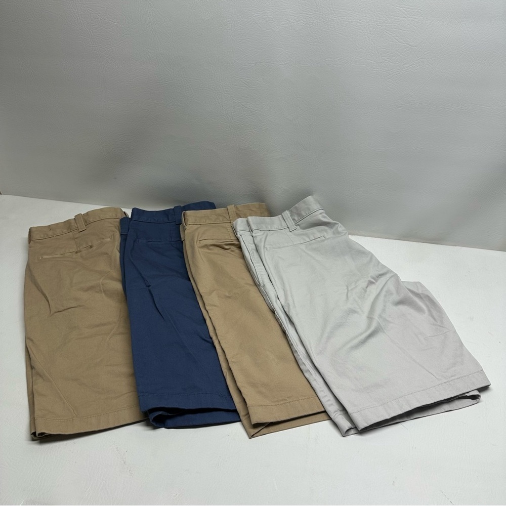 ✨bundle ✨J. Crew Men's lot of four Shorts 11”inseam size 35